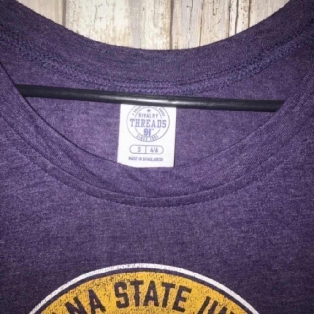 LSU Tigers High Low Tee Purple Gold Women’s Small NCAA Shirt - Picture 5 of 5